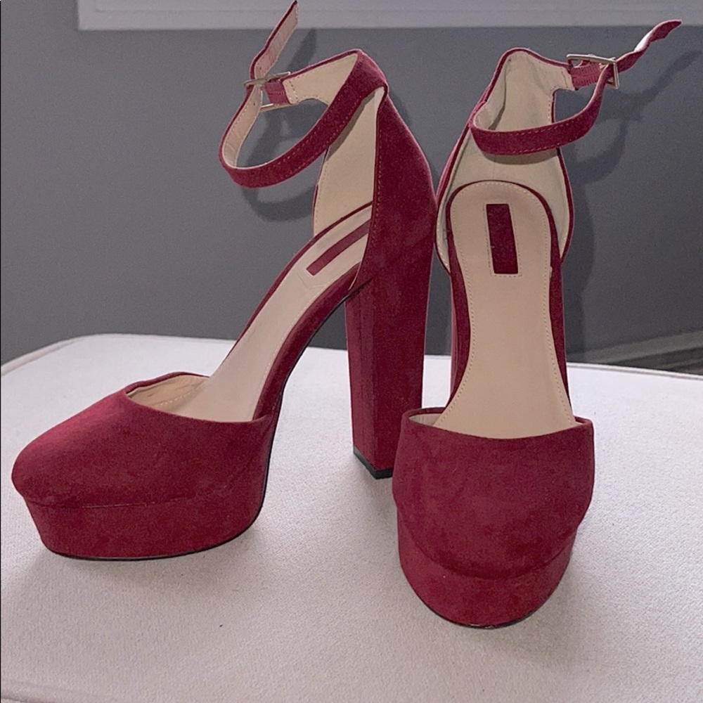 Forever 21 suede heels